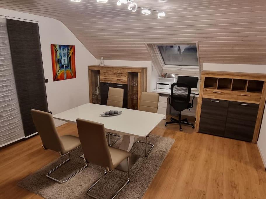 Gemuetliche Wohnung Am Waldrand Thierhaupten 外观 照片