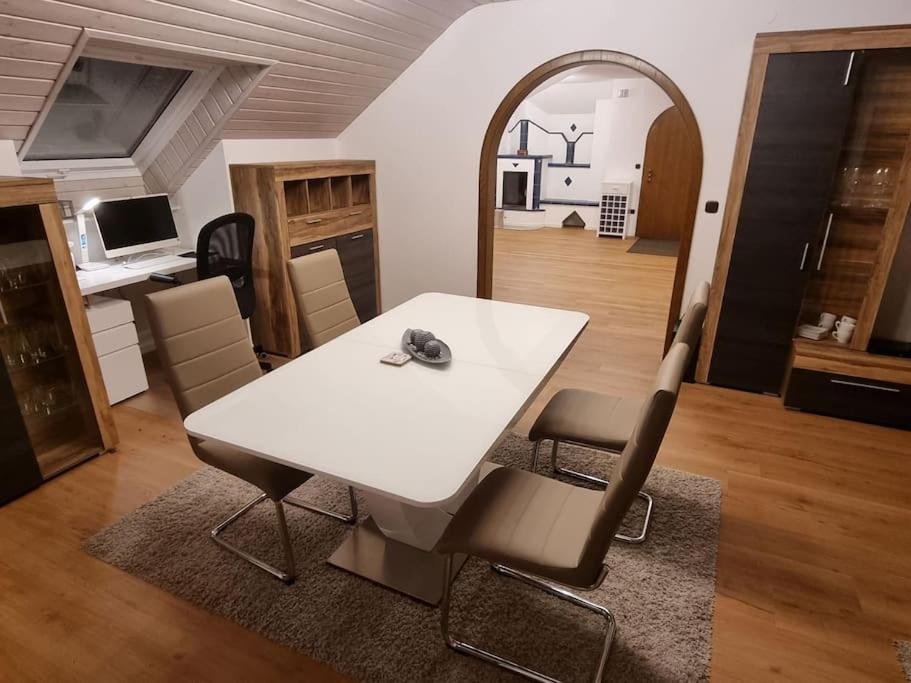 Gemuetliche Wohnung Am Waldrand Thierhaupten 外观 照片